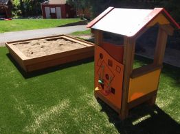 Lars Laj L'arredo di parchi giochi, Le vasche della sabbia
